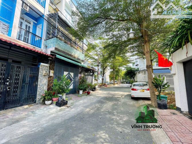 💥BÁN ĐẤT - NGANG HƠN 9M - LÊ VĂN LƯƠNG - PHƯỚC KIỂN ✍️ CHỈ 38TR/M2 - 1