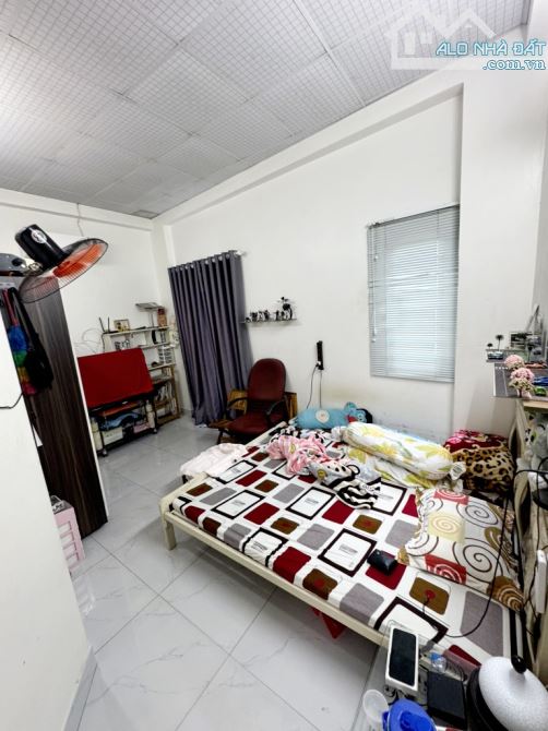 Bán nhà sát Hồ Học Lãm 75m2 3 tầng ngang 5 hiếm, nhích 5 tỷ - 2