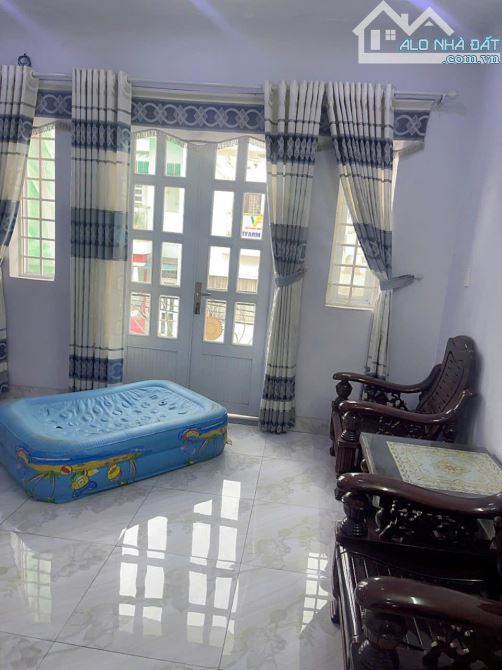 Bán Nhà Đẹp – 4 Tầng.DT 145m2.Hẻm rộng 8m.Hương lộ 2 .Bình Tân