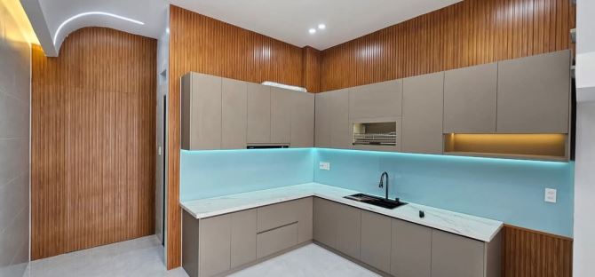 Bán Nhà 03 Tầng Mặt Tiền Khu Hà Thanh , Gần Cầu Huỳnh Tấn Phát , P. Đống Đa , Quy Nhơn . - 1