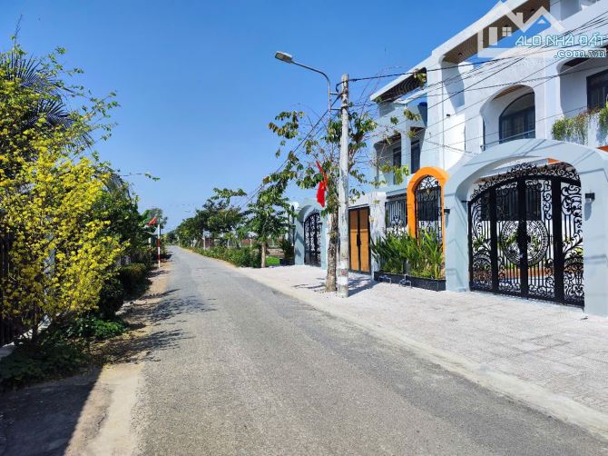 Bán gấp căn nhà tâm huyết 150m2 MT đường Hủ Tiếu cách đường 835B 500m Cần Giuộc, Long An - 2