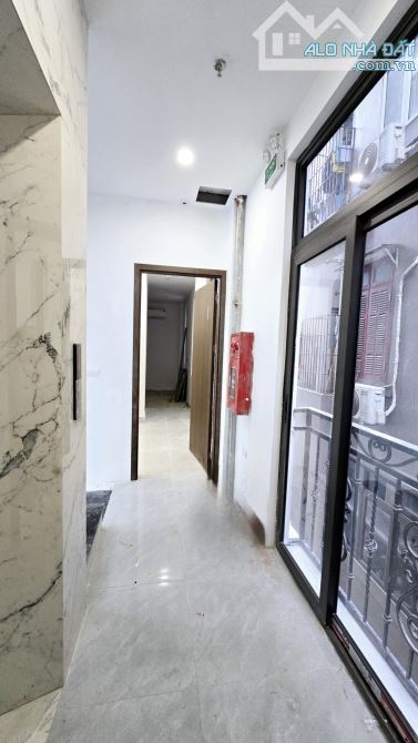CĂN HỘ DÒNG TIỀN GẦN BẾN XE MỸ ĐÌNH 10 PHÒNG FULL ĐỒ  6 TẦNG - 2