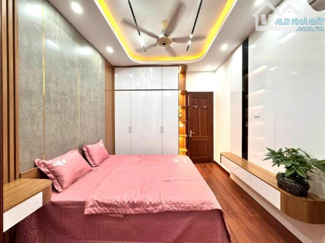 Bán Nhà Quan Hoa - Cầu Giấy, Gần Ô tô , 37m2, 4 tầng, 8,7 Tỷ - 2