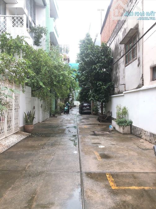 Biệt thự khu nội bộ Nguyễn Thành Ý 180m2, 13x15m, 3 tầng, 58 tỷ - 2