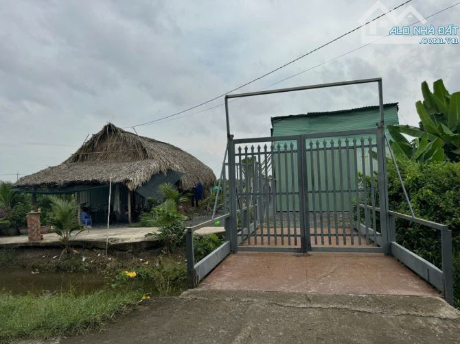 Bán gấp nhà vườn mt SÔNG mt Phan Văn Đáng Phú Hữu Nhơn Trạch sát TP.HCM giá rẻ 3,7tr/m - 2