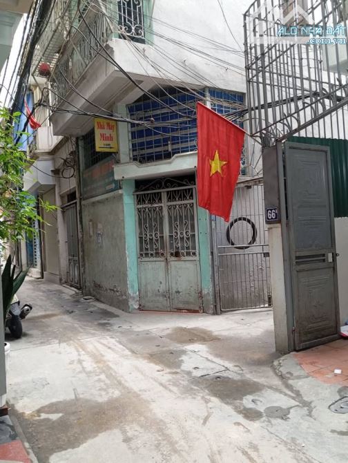 Phố Đào Tấn Ba Đình Nhà 3 Tầng DT 100m Sổ Đỏ 13.9 tỷ - 2