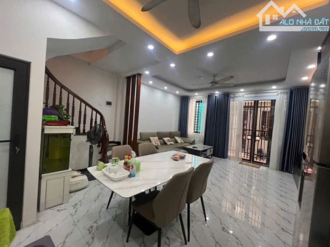 BÁN NHÀ QUYẾT THẮNG, YÊN NGHĨA, DIỆN TÍCH 58M2, 4 TẦNG, Ô TÔ ĐỖ CỬA , GIÁ 7.5 TỶ. - 2