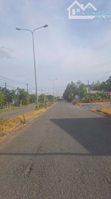 302m2 đất ở, nằm bên cạnh Khu Công Nghiệp Lộc An Bình Sơn, sổ đỏ có sẵn, 1/ đường DT 769. - 2