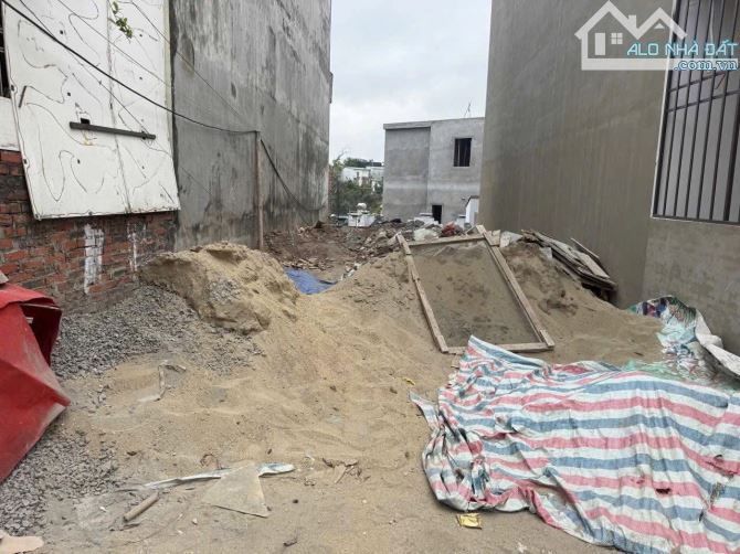 CẦN BÁN GẤP Ô ĐẤT 82,6m NGÕ 28 Cao Xanh - Giá Chỉ Hơn 2 tỉ - 2