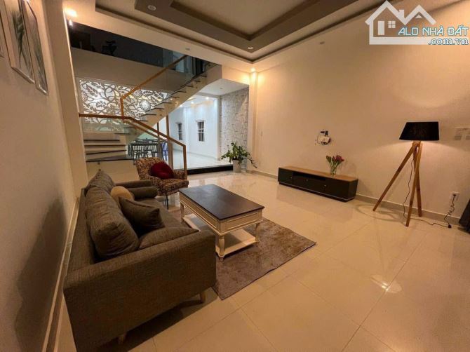 “NHÀ MỚI FULL NỘI THẤT Ở NGAY” - 2 TẦNG 2 MÊ - CHẾ LAN VIÊN – NGAY BÃI TẮM BIỂN MỸ KHÊ - 2