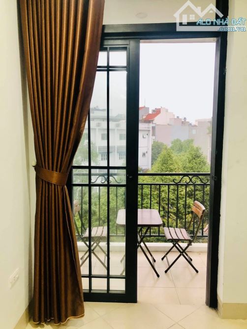 BÁN TOÀ NHÀ CĂN HỘ DT135m2,  7 TẦNG THANG MÁY DOANH THU 150tr/ tháng.CỰC HIẾM LONG BIÊN - 2