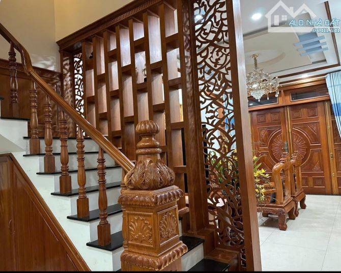 HXH – NHÀ ĐẸP 3 TẦNG – NỘI THẤT CAO CẤP – CÓ HỆ THỐNG NĂNG LƯỢNG MẶT TRỜI – ĐIỆN MIỄN PHÍ - 2