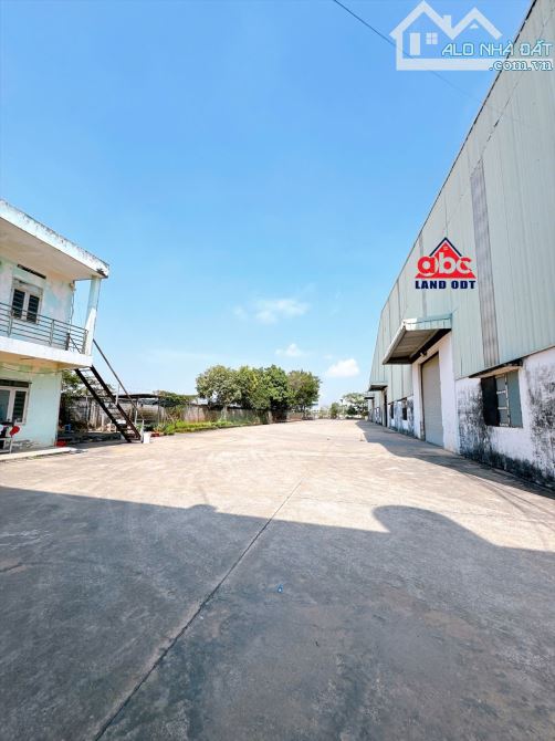 X076 Bán Xưởng khuôn viên rộng 3Ha KCN Đại Dương Bà Rịa Vũng Tàu - 2