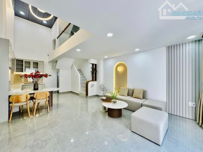 GIẢM NGAY 300 TRIỆU CHO CĂN NHÀ ĐỖ THỊ LỜI, PHƯỜNG 9, QUẬN 3 - GIÁ: 4,2TỶ/ 72,5M2 (6,8Mx11 - 2