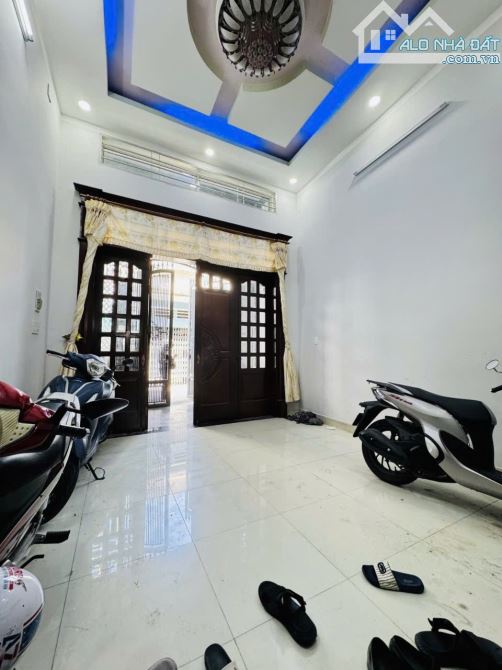 HIẾM và NGON - HẺM XE HƠI NGỦ TRONG NHÀ - ĐỖ XUÂN HỢP - 4 TẦNG ĐÚC - 60M2, 4PN - CHỈ 7.2TỶ - 2