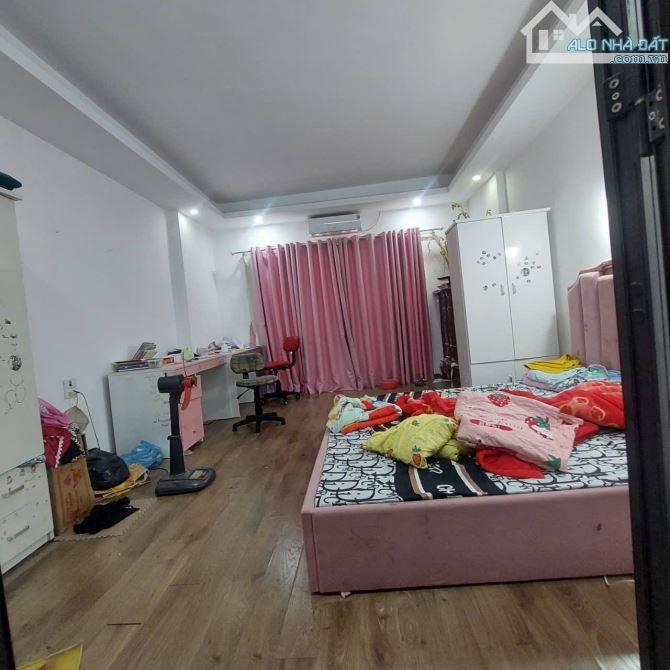 Cần bán gấp siêu phẩm phân lô Thụy Phương 37m2, 5T, lô góc, ô tô - 2
