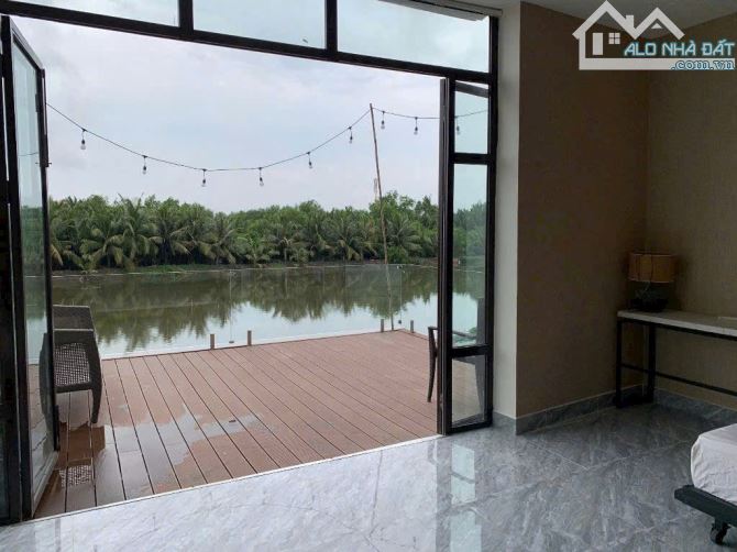 Nhà 4 tầng đẹp Nhà Bè - SIÊU HIẾM- trên 100m2, View Hồ Công Viên, Sông - 2
