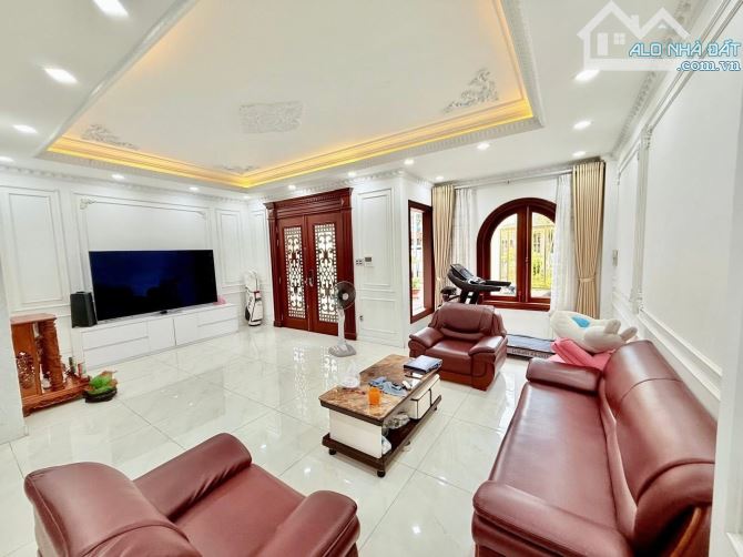 BÁN NHÀ BIỆT THỰ 2 MẶT TIỀN - TRẦN XUÂN SOẠN, Tân Kiểng Quận 7- GIÁ 13 tỷ 3 - 3