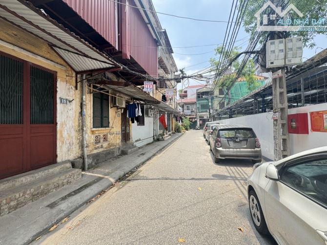 Chỉ 2,66 tỉ có Nhà 40m - mặt Ngõ Kinh Doanh- Ô tô thông Sài Đồng LB - 3