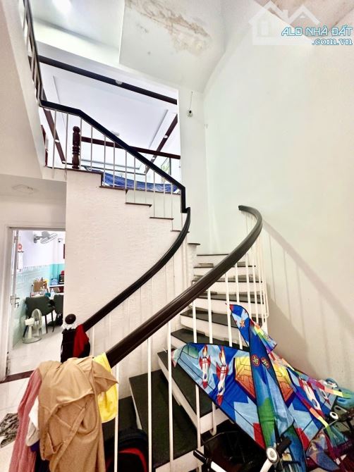 Giảm 3 tỷ - HXT Khu Bàu Cát - 4x15 - 4 Tầng - Giá Rẻ. - 3