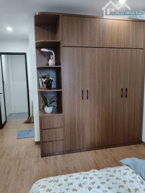 Nhà ngõ nông phố Phúc Lợi 30m x 5 tầng SDCC - 5 tỷ - 3