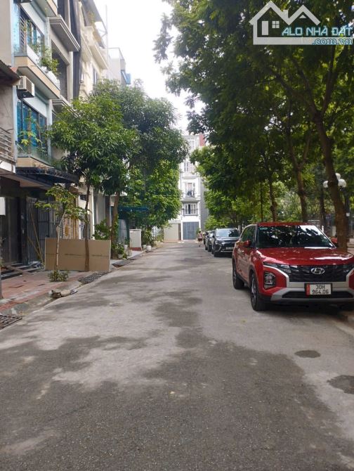Bán lô đất đẹp view vườn hoa rộng 500m2 Tu Hoàng, diện tích 43m2. ở hoặc kinh doanh - 3