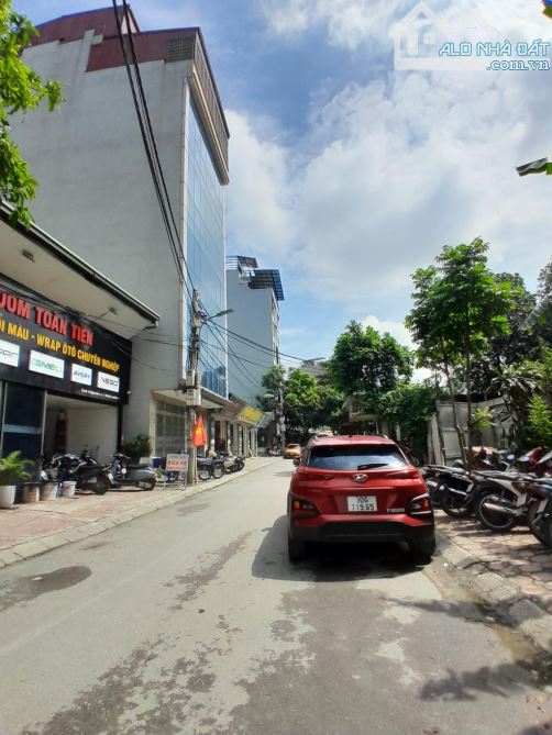 PHÂN LÔ LÊ QUANG ĐẠO - Ô TÔ TẢI TRÁNH - KINH DOANH - XÂY BUILDING - VỈA HÈ 2 BÊN - DT140m2 - 3