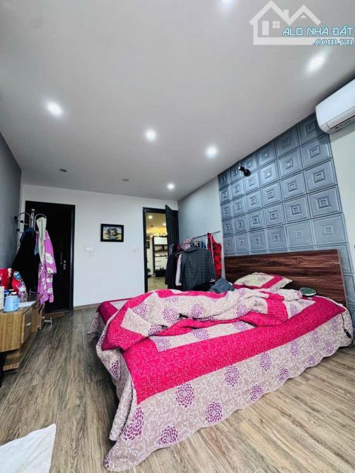CĂN HỘ BÌNH VƯỢNG TOWER QUANG TRUNG HÀ ĐÔNG 3 NGỦ 2 BAN CÔNG FULL NỘI SIÊU ĐẸP 115m 4.7 TỶ - 6
