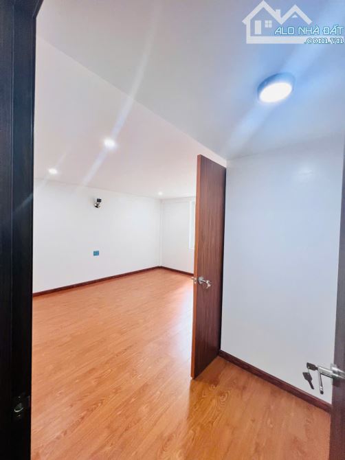 🏡CHỈ HƠN 9 TỶ SỞ HỮU CĂN NHÀ ĐI BỘ RA HỒ XUÂN HƯƠNG (NGANG HƠN 5M), ĐƯỜNG TRẦN PHÚ,P3 - 4