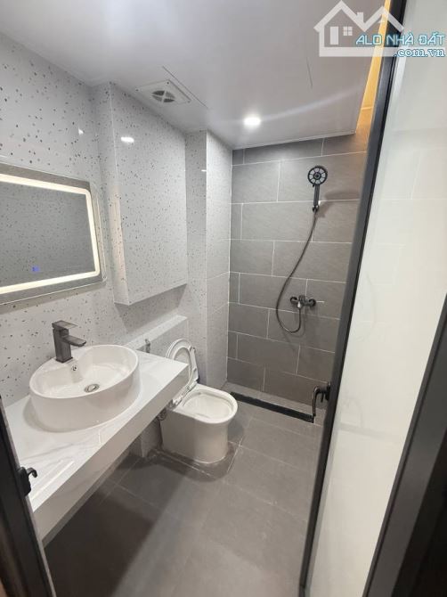 Bán ccmn Minh Khai, Hai Bà Trưng 54m x 6 tầng, giá 12.9 tỷ. Thang máy, ô tô 15m,800 tr/năm - 4