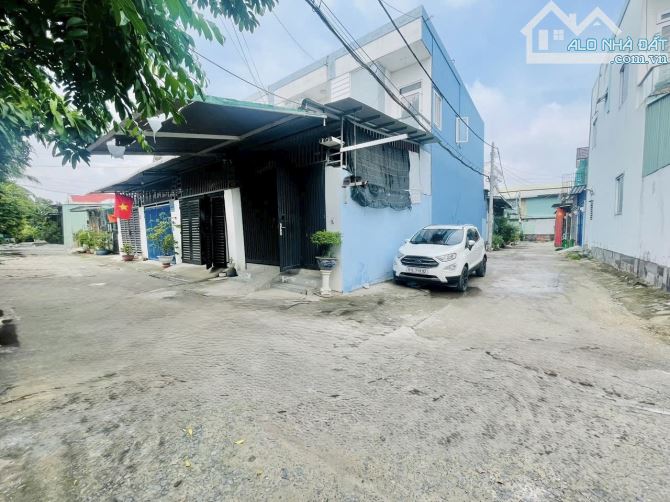 Nhà 2 mặt tiền HXH - An Phú Đông Quận 12- Gần ĐH Nguyễn Tất Thành - DT 66m2 - giá 4.7 tỷ - 4
