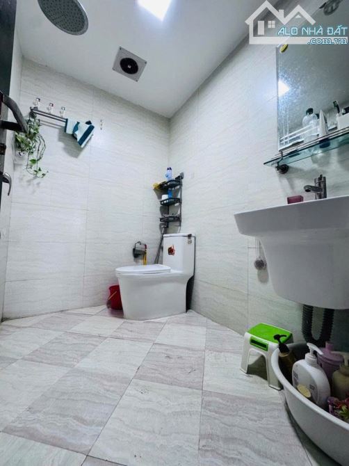 CĂN HỘ BÌNH VƯỢNG TOWER QUANG TRUNG HÀ ĐÔNG 3 NGỦ 2 BAN CÔNG FULL NỘI SIÊU ĐẸP 115m 4.7 TỶ - 7