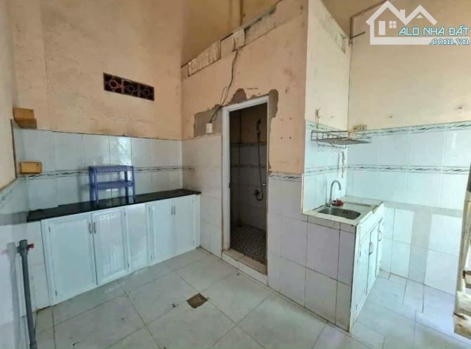 Hàng Hiếm Giá Tốt Chủ Ngộp Cần Bán nhanh Căn nhà ở Bà Điểm Hóc Môn 700triệu Sổ Hồng Riêng - 5