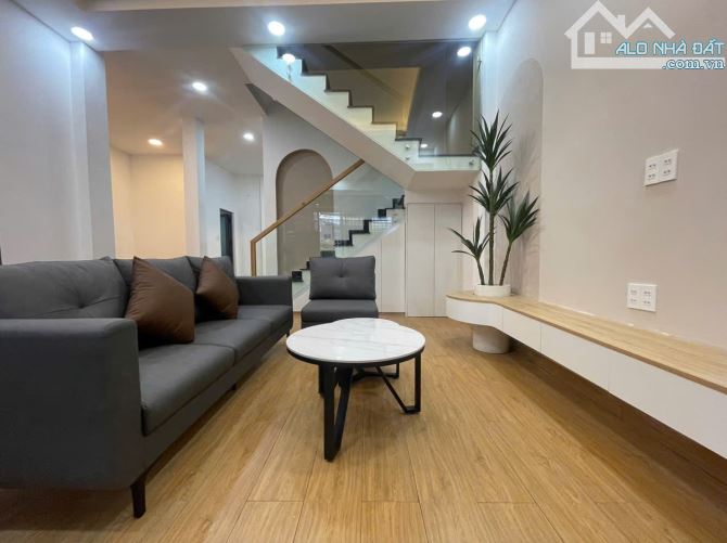 SIÊU HIẾM, NHÀ ĐẸP 3 TẦNG - Ô TÔ NGỦ TRONG NHÀ - ĐỖ XUÂN HỢP, PHƯỚC LONG B, CHỈ 7.5TỶ. - 5