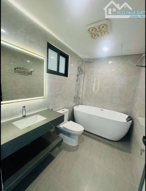 BÁN NHÀ NGỌC THUỴ - THANG MÁY - GARA OTO - ĐƯỜNG 4,5M KHU VIP - FULL NỘI THẤT - 5