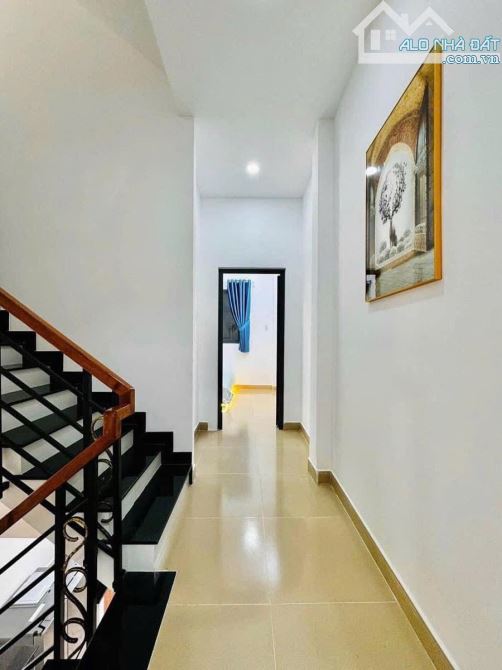 Tôi đi định cư Canada cần bán nhanh nhà mt Đ. Lý Văn phức ,Tân định ,Q1 ,80m2 /4tỷ280tr - 6