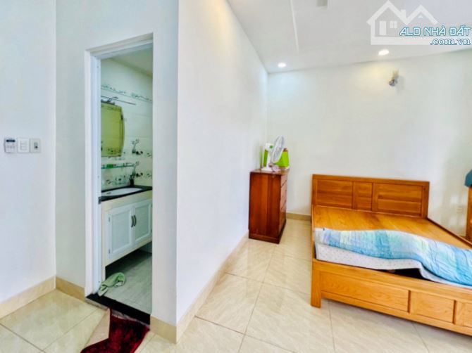 Q11 - NHÀ ĐẸP Ở NGAY – HXH - ÂU CƠ  – 3 TẦNG - 70M2 - MT 6M BỀ THẾ – 4PN MASTER – 8.5 TỶ - 8