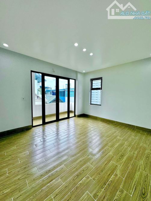  CĂN NAHF 4 TÂNG KHU VỰC TÔ HIẾN THÀNH - TP[ NAM ĐỊNH - 9