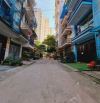 Bán nhà Phân Lô ô tô Cầu Giấy, 45m2, 5 tầng, 15,3 Tỷ