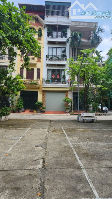 Bán nhà đẹp KĐTM Định Công – 55m² x 5 tầng – Phân lô 2 mặt ngõ ô tô – Giá mềm – Đỉnh mở VP