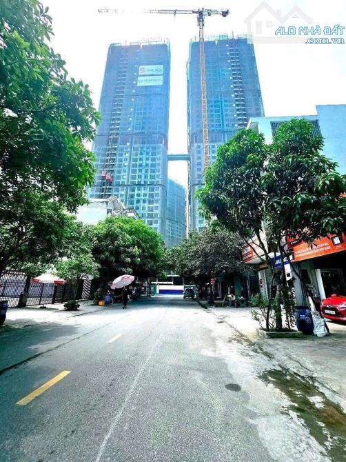 Cần Bán Gấp Đất Thổ Cư Đường GS3 BigC Dĩ An Vị Trí Đẹp