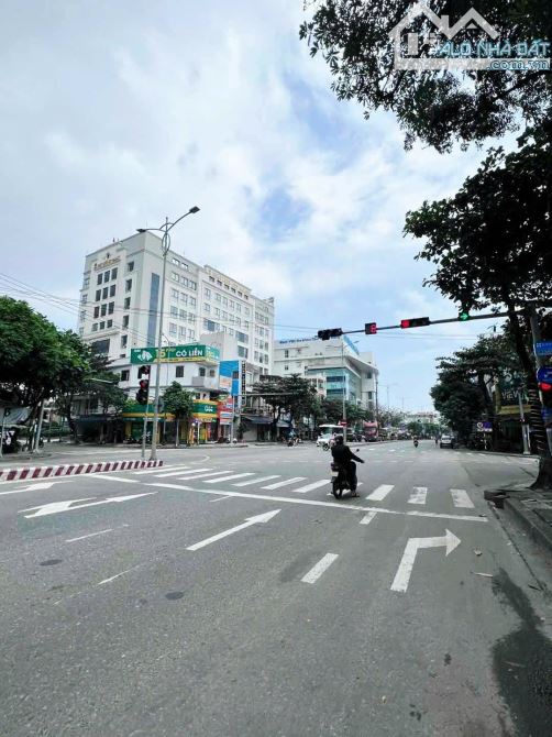 SẬP HẦM! 3TẦNG ĐƯỜNG 10,5M KHUÊ TRUNG–NGAY BỆNH VIỆN TÂM TRÍ, HỘI CHỢ TRIỂN LÃM–CHỈ 6.XTỶ