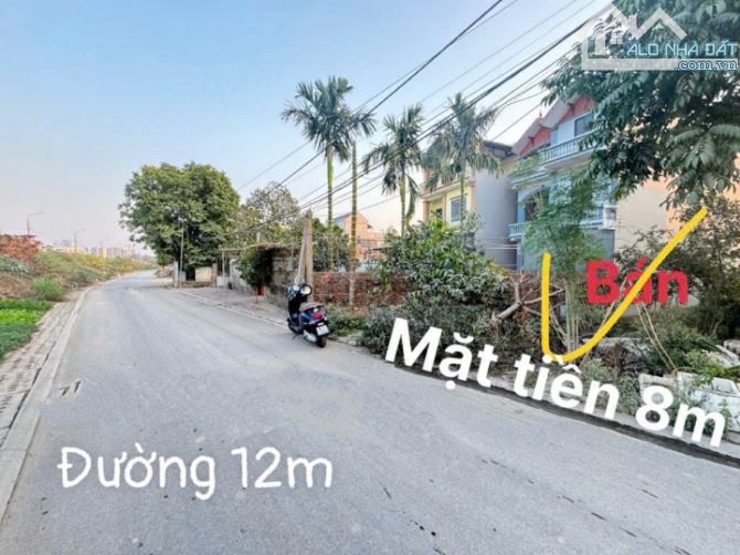Bán thửa đất 200m2 ,Mt 8m đường Bát Khối giá chỉ 80 triểu/m2.