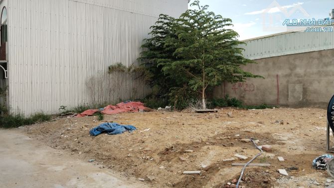 Bán lô đất 2 mặt tiền, 295m2, 7.95tỷ, trục chính Hùng Vương, Thị trấn Nam Phước, Duy Xuyên