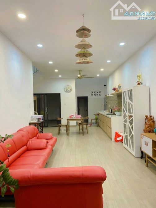 CẦN BÁN NHÀ 3 TẦNG KIỆT QUANG TRUNG - 92.3m2- 5TỶ300TR – TRUNG TÂM HẢI CHÂU - ĐÀ NẴNG