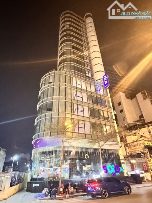 BÁN NHÀ MẶT PHỐ LÊ DUẨN MẶT TIỀN RỘNG - VỈA HÈ KINH DOANH - NỞ HẬU ĐẸP - GIẢM CHÀO 1 TỶ