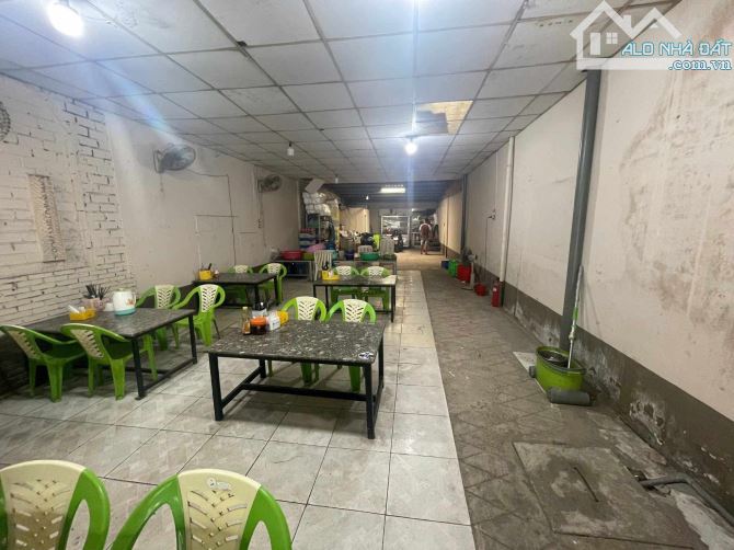 CHO THUÊ NHÀ MẶT TIỀN NGUYỀN VĂN CỪ GIÁ 15 TRIỆU/THÁNG