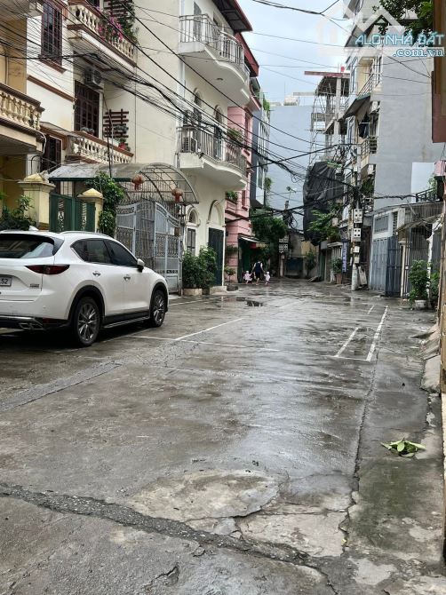ĐỊNH CÔNG THƯỢNG HOÀNG MAI ĐẤT 75M NỞ HẬU 17.6 TỶ MT 3.7M NGÕ Ô TÔ
