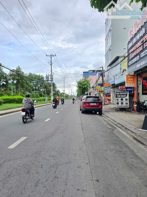 Bán nhà 6,2 x 26 mặt tiền Tân Sơn, View sân bay, khu Vip Gò Vấp
