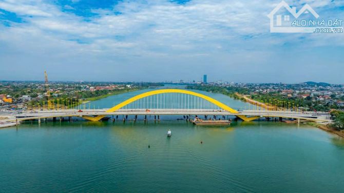 BÁN LÔ ĐẤT 206m MẶT TIỀN NGUYỄN PHÚC NGUYÊN - 1